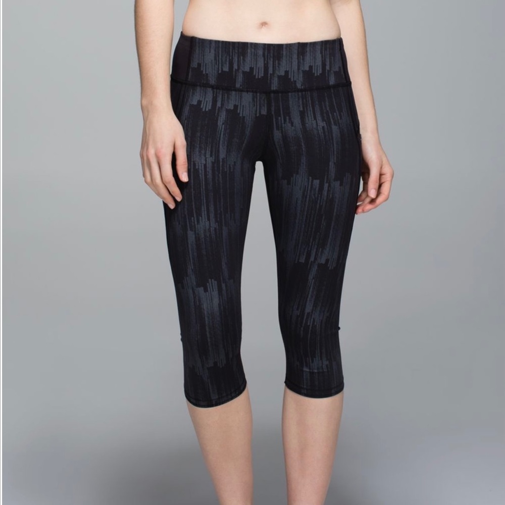 Lululemon Top Speed Crop leggings